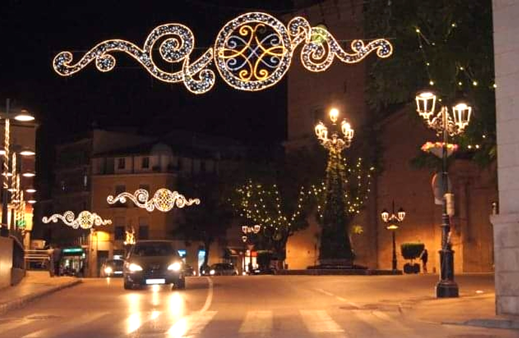 Ms de 41.000 euros para las luces de las fiestas patronales y Navidad